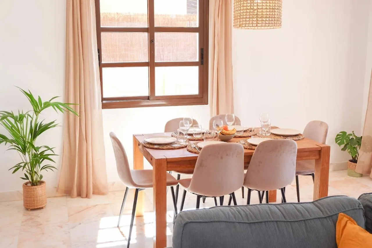 Villa Tarabilla With Private Pool & Ocean Views Corralejo