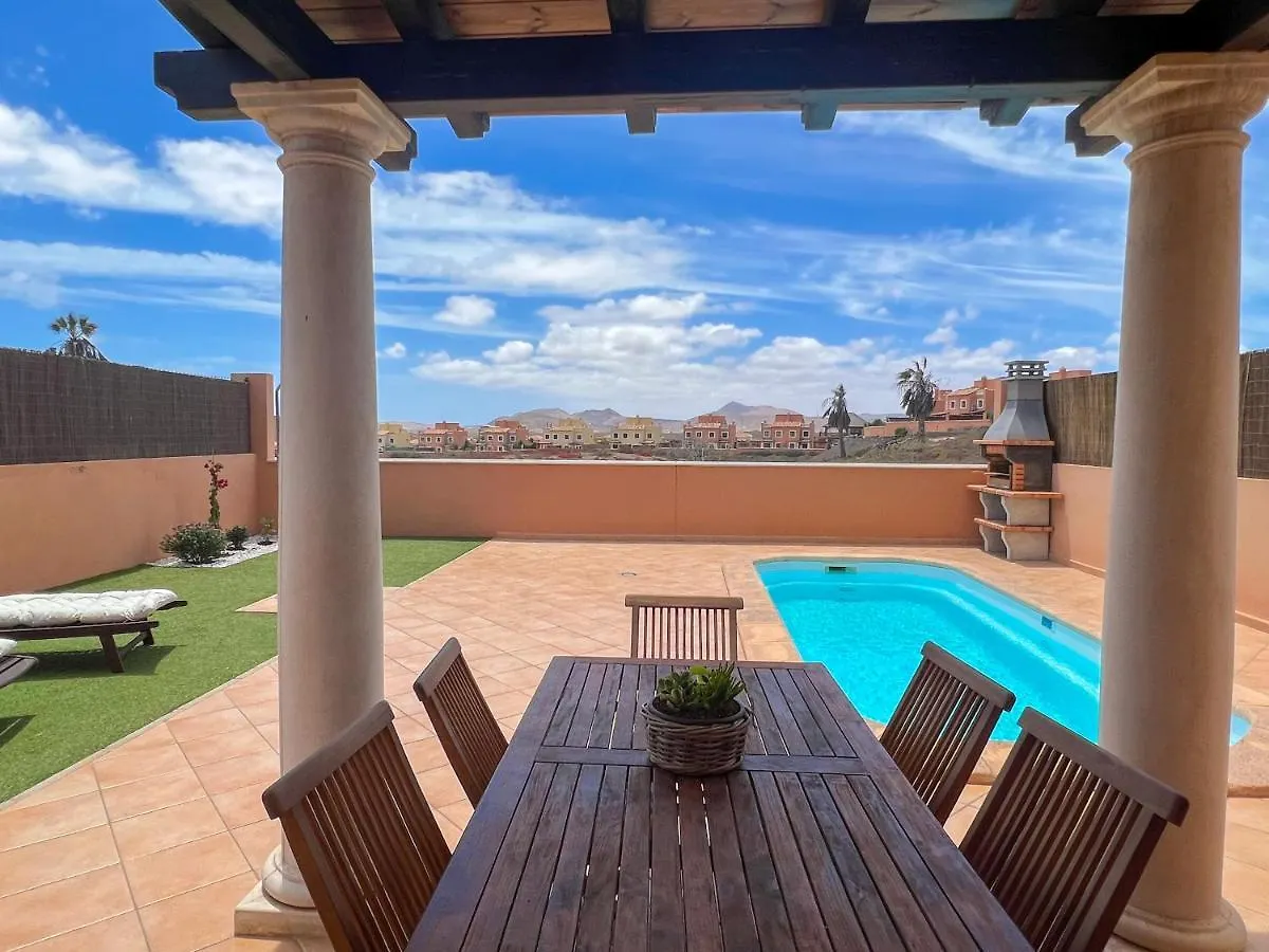 Villa Tarabilla With Private Pool & Ocean Views Corralejo Spain